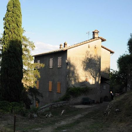 Casa vacanze  Tranquillità e relax in campagna vicino a Siena Rosia Extérieur photo