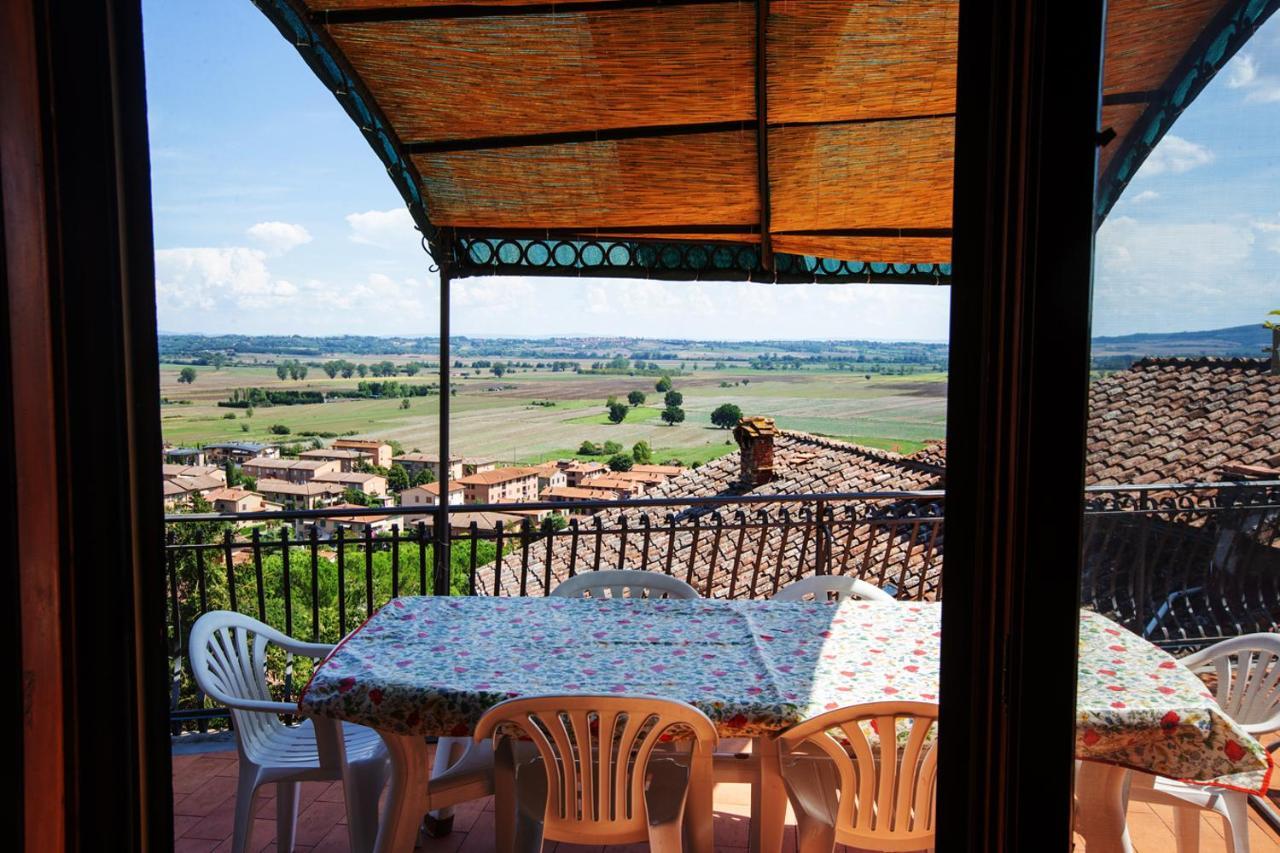 Casa vacanze  Tranquillità e relax in campagna vicino a Siena Rosia Extérieur photo
