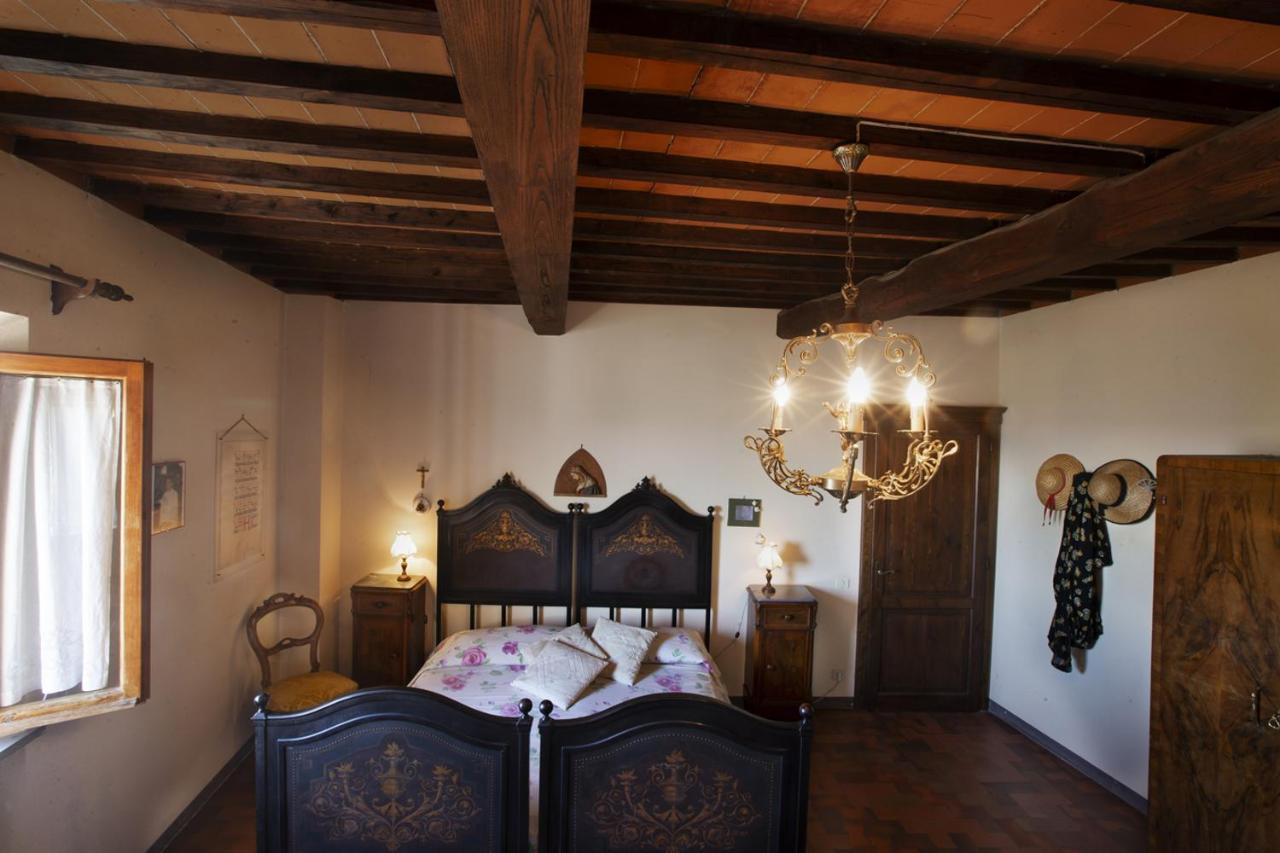 Casa vacanze  Tranquillità e relax in campagna vicino a Siena Rosia Extérieur photo